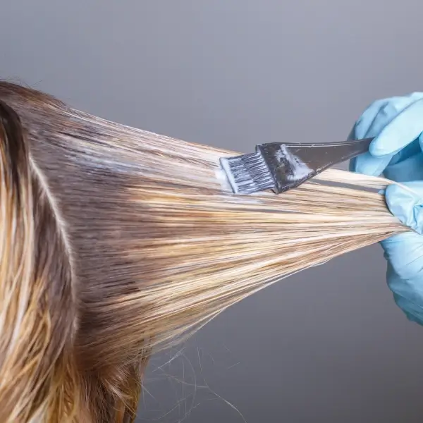 9 דברים שחייב לעשות לאחר צביעת השיער