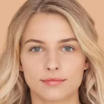 מייקאפ נוזלי (Foundation) לכיסוי מלא – עמיד במים במרקם מט 3