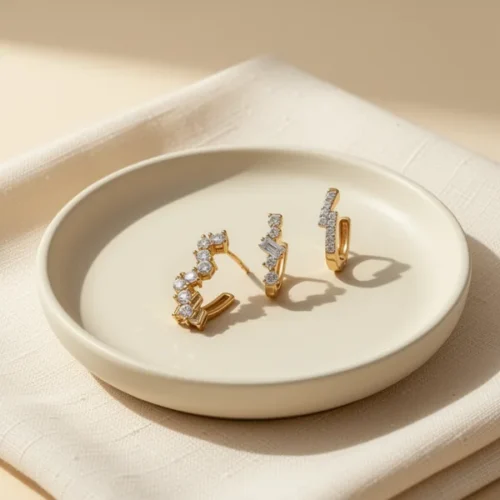 עגילי האגי CZ — ציפוי זהב 14K